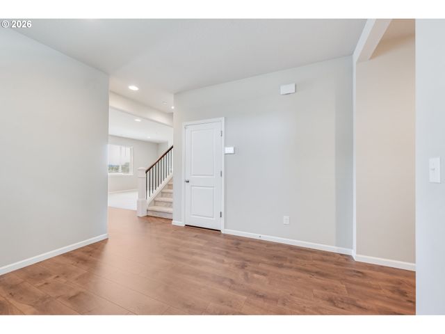 9019 N DOGWOOD St, Camas, WA 98607