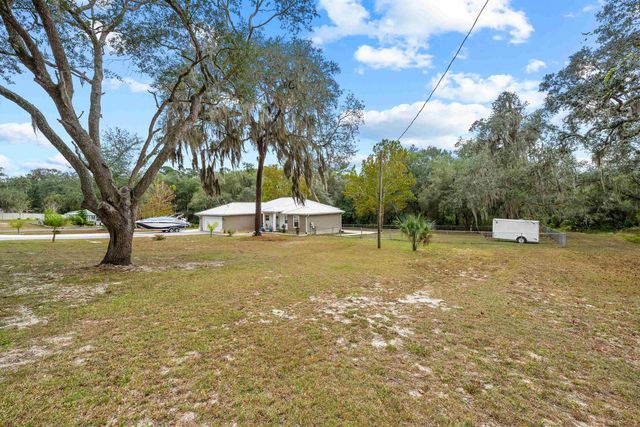 232 Kyte Rd, San Mateo, FL 32187