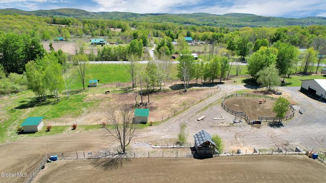 14 Russell Lane, Argyle, NY 12809