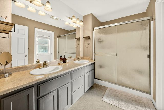 630 Spring Valley Drive, Medford, OR 97501