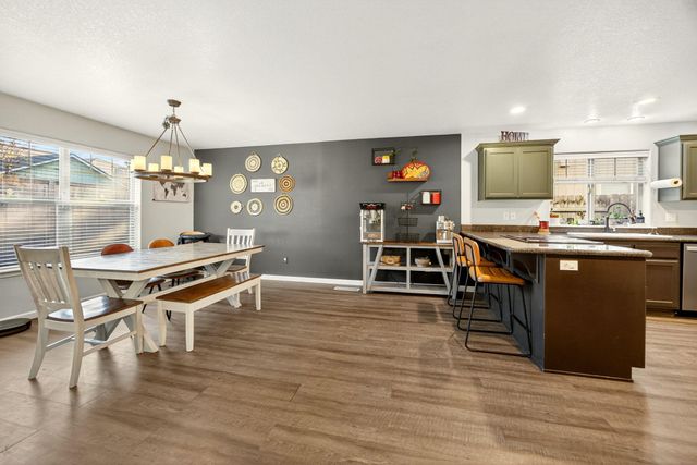 630 Spring Valley Drive, Medford, OR 97501