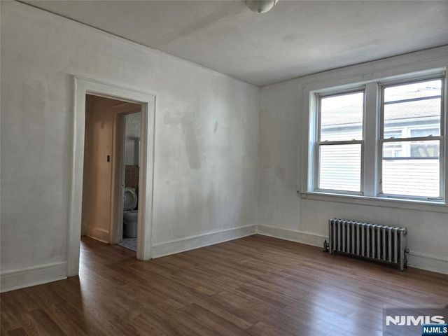 101-105 Page Avenue 105 Floor 2, Lyndhurst, NJ 07071