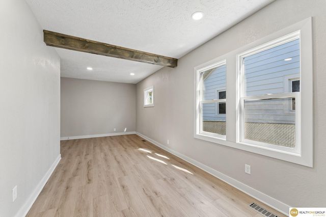 2436 S 23rd Street, Omaha, NE 68108