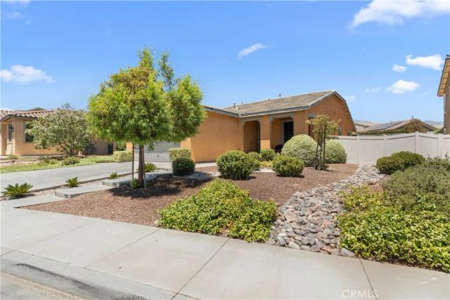 1572 Triton, Beaumont, CA 92223