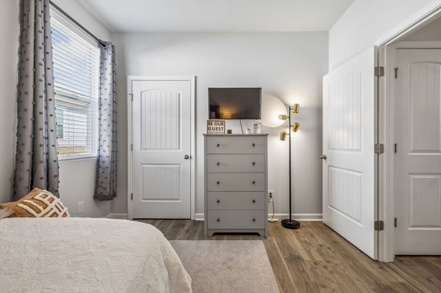 7383 Lang Ave, White House, TN 37188