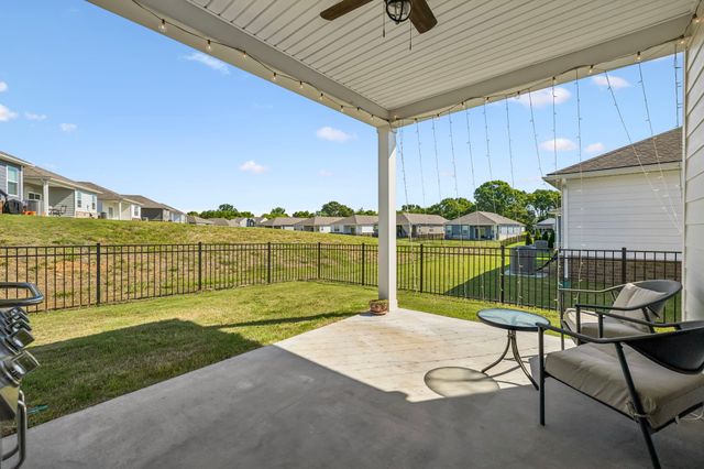 7383 Lang Ave, White House, TN 37188