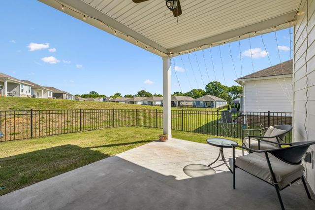 7383 Lang Ave, White House, TN 37188
