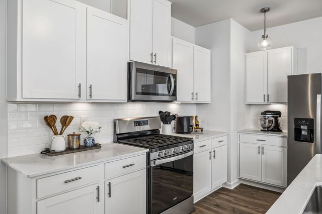 7383 Lang Ave, White House, TN 37188