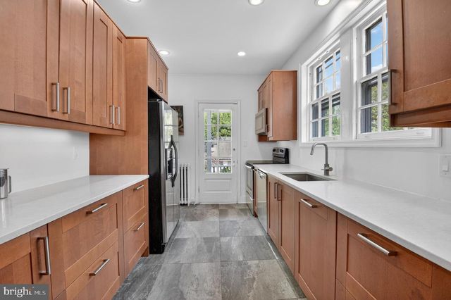 4305 BRADLEY LN, Chevy Chase, MD 20815
