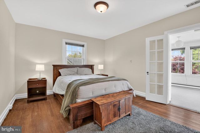 4305 BRADLEY LN, Chevy Chase, MD 20815