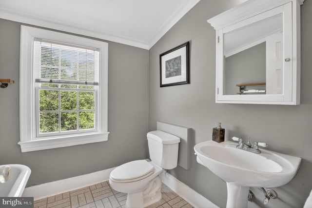 4305 BRADLEY LN, Chevy Chase, MD 20815