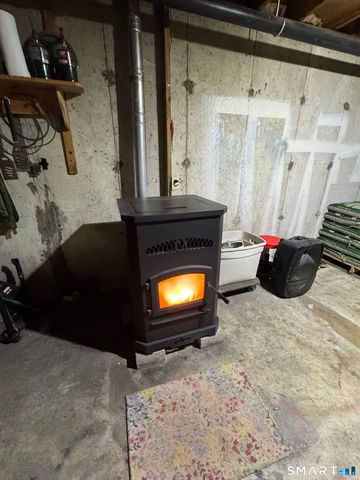 70 Crandall Lane, Canterbury, CT 06331