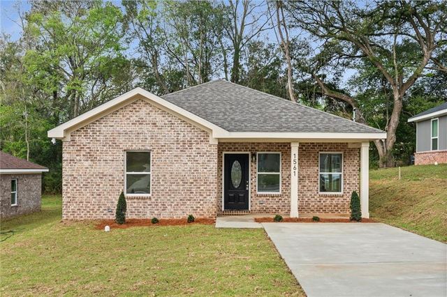 1561 Phillips Lane, Mobile, AL 36618