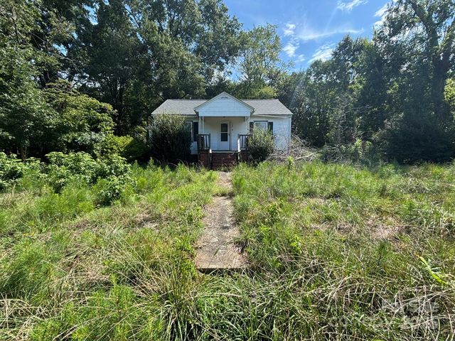 108 Circle Drive, Mount Gilead, NC 27306