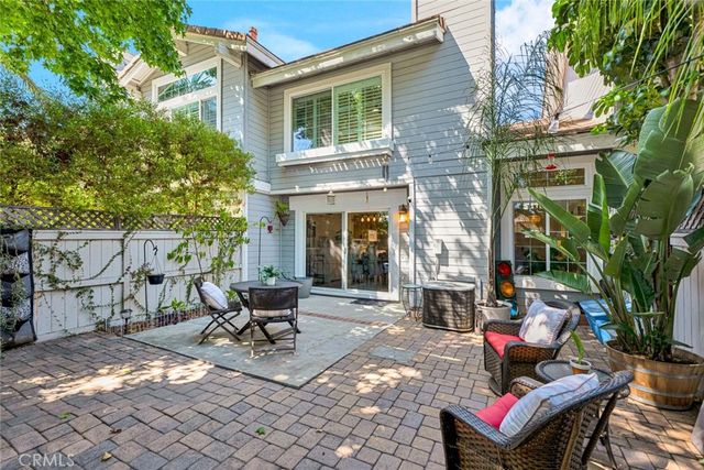 2342 Aspen Street, Tustin, CA 92782