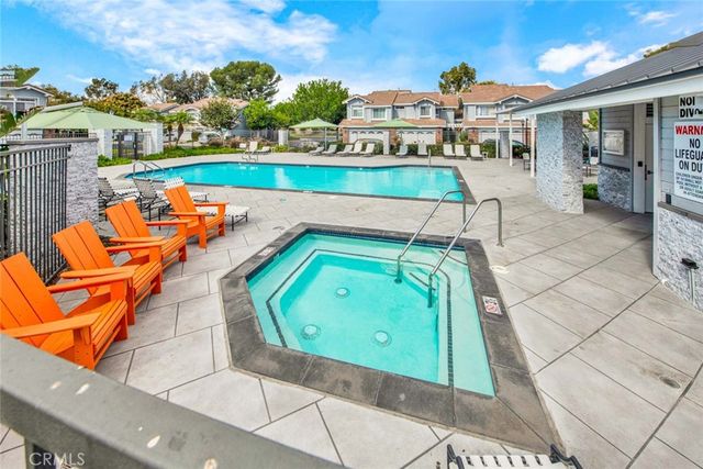 2342 Aspen Street, Tustin, CA 92782