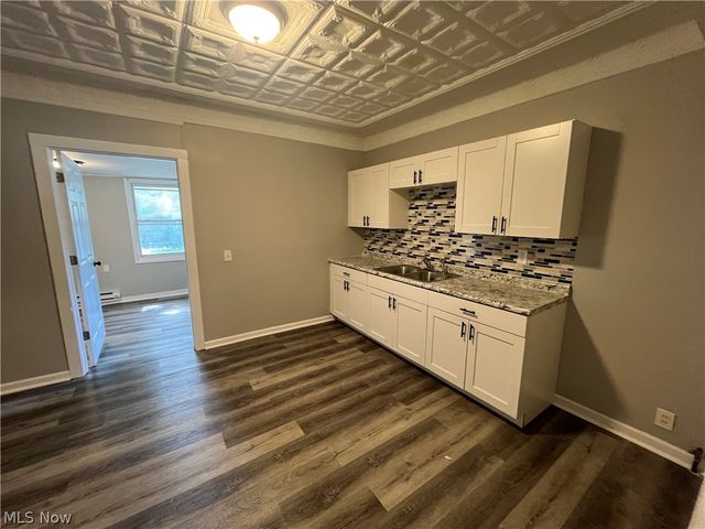 3421 W 60th Street, Cleveland, OH 44102