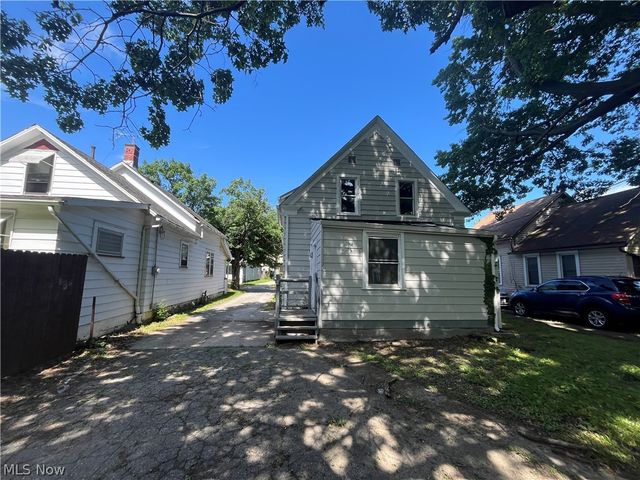 3421 W 60th Street, Cleveland, OH 44102
