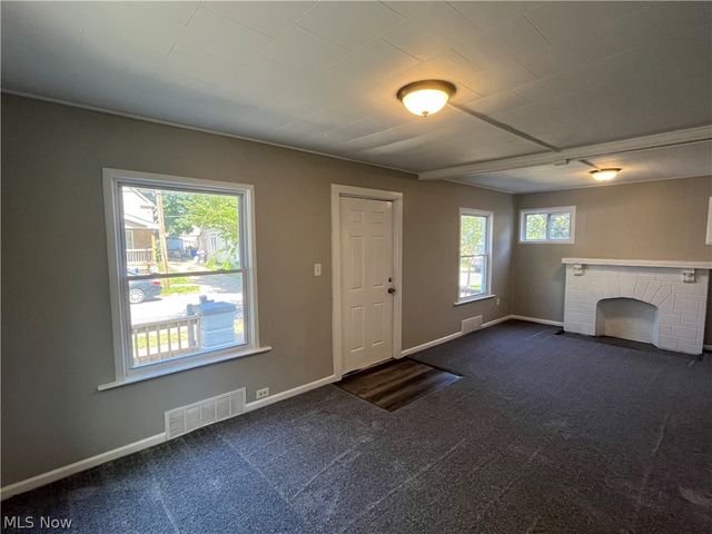 3421 W 60th Street, Cleveland, OH 44102
