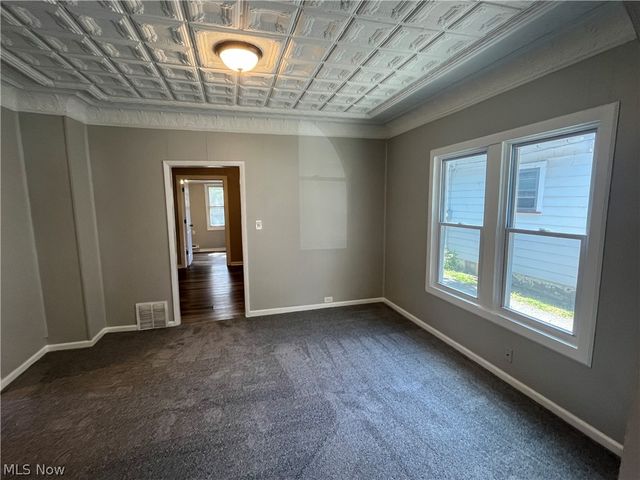 3421 W 60th Street, Cleveland, OH 44102