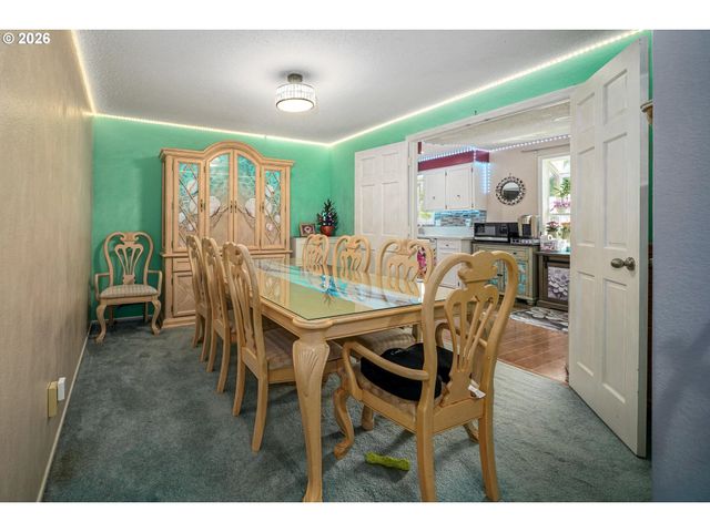 4496 JANICE Ave Ne, Salem, OR 97305