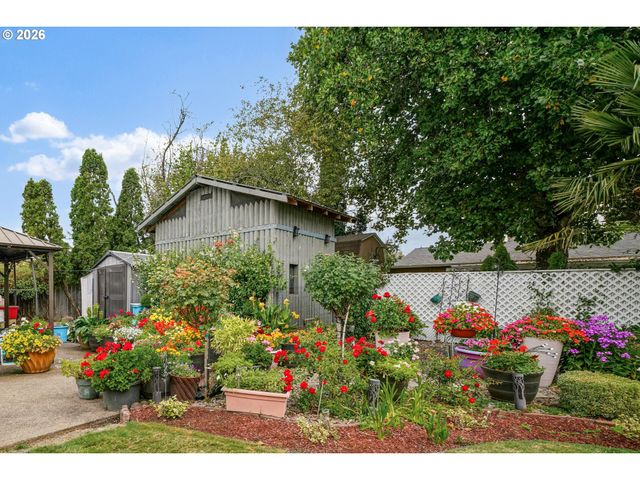 4496 JANICE Ave Ne, Salem, OR 97305