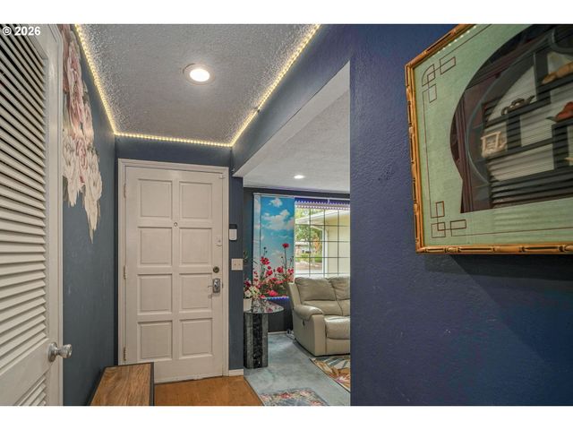 4496 JANICE Ave Ne, Salem, OR 97305