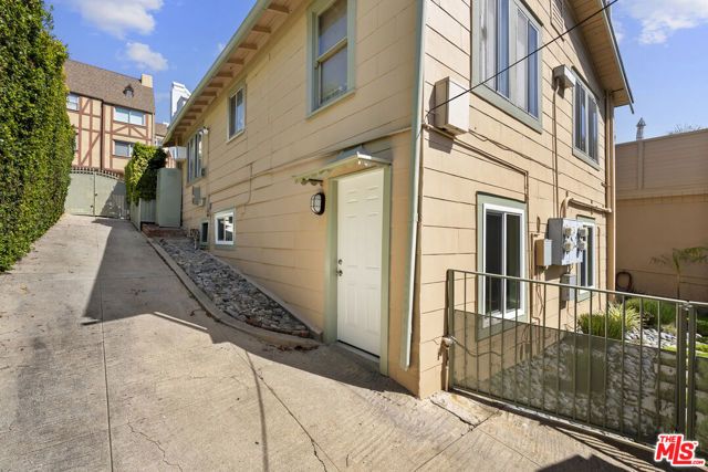 8824 Harratt Street, West Hollywood, CA 90069