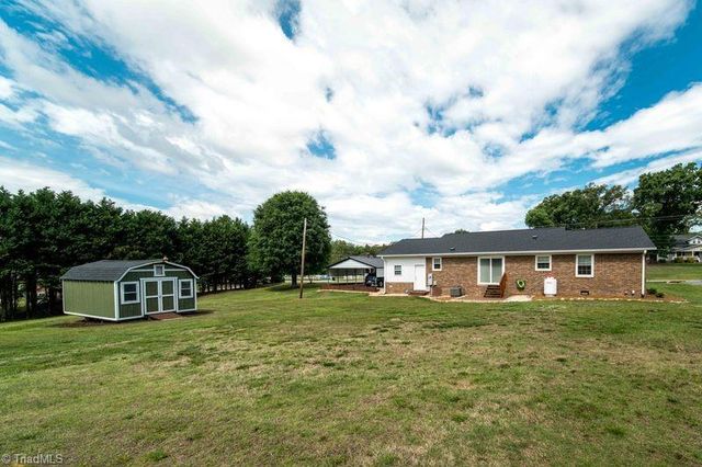 5055 Pine Hall Road, Walkertown, NC 27051