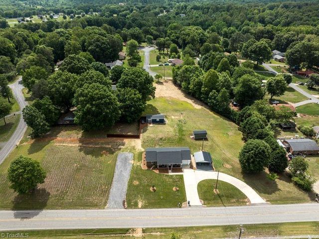 5055 Pine Hall Road, Walkertown, NC 27051