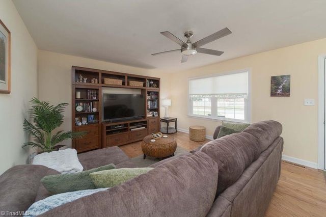 5055 Pine Hall Road, Walkertown, NC 27051