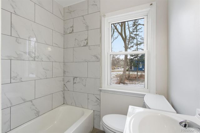 5900 Neff Avenue, Detroit, MI 48224