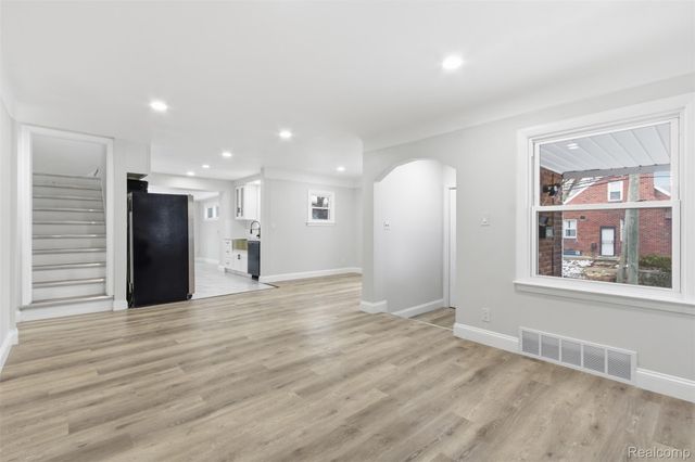 5900 Neff Avenue, Detroit, MI 48224