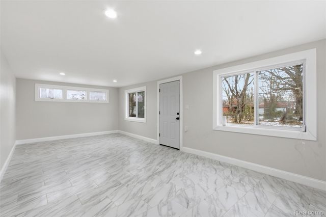 5900 Neff Avenue, Detroit, MI 48224