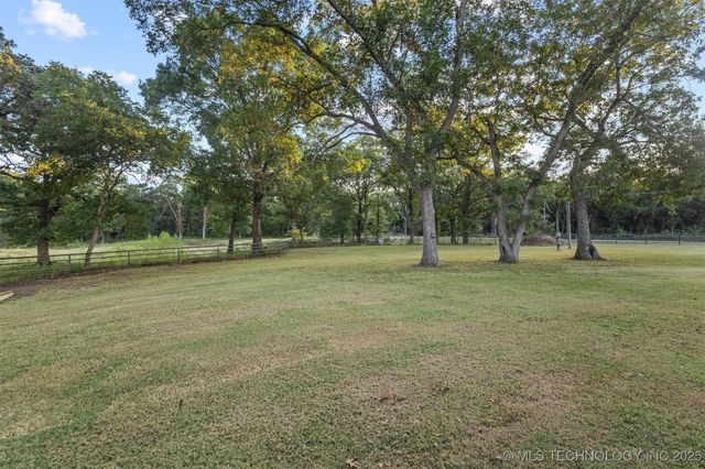 17428 Cumberland Road, Madill, OK 73446
