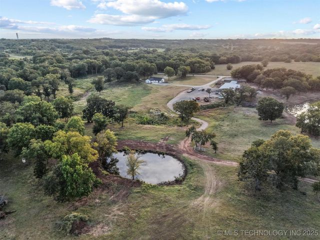 17428 Cumberland Road, Madill, OK 73446