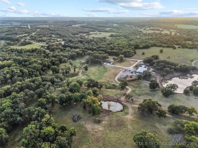 17428 Cumberland Road, Madill, OK 73446