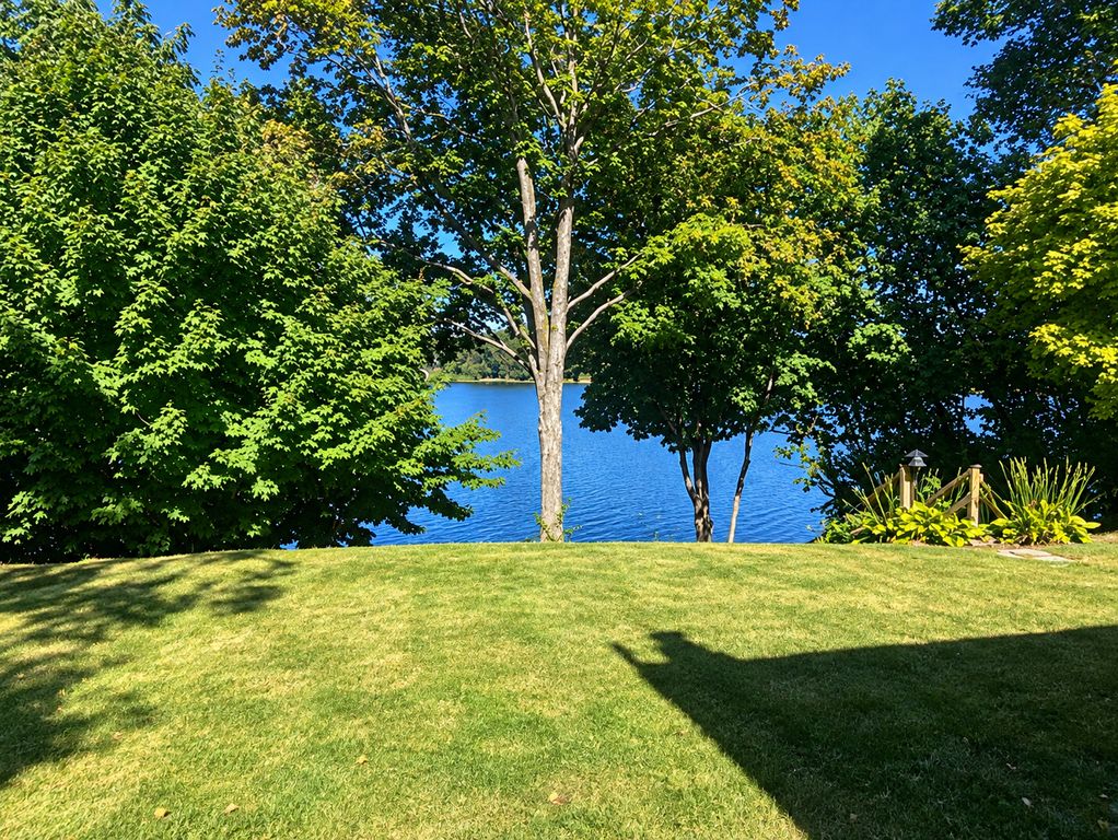7339 Frontier Trail, Chanhassen, MN 55317 — exterior