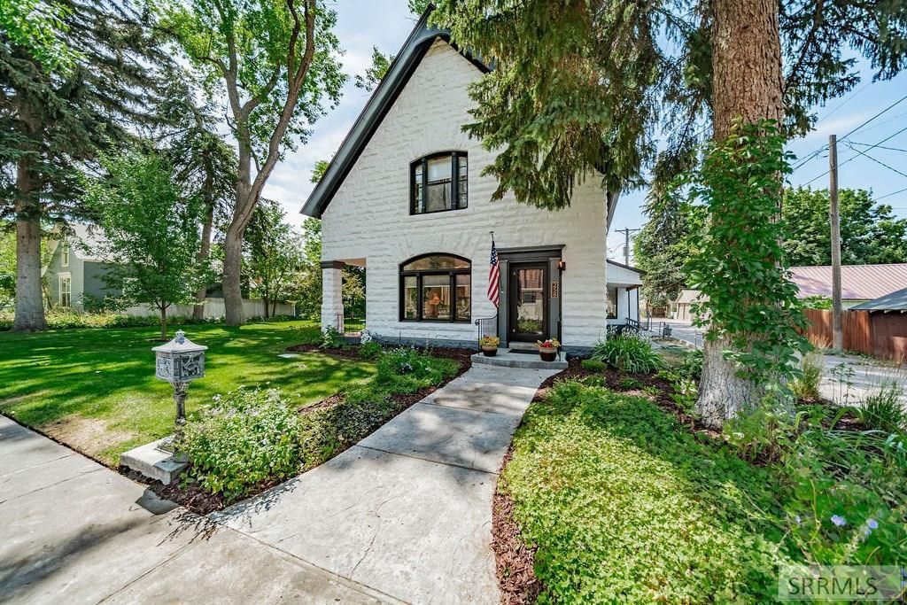 258 Walnut Street, Idaho Falls, ID 83402