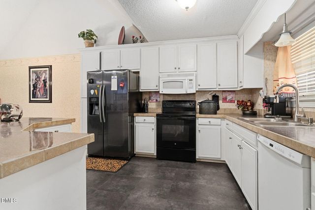 1626 Hackberry Drive, Rocky Mount, NC 27804