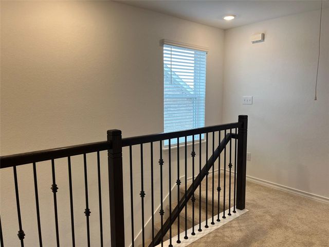270 Pepperbark LOOP, Buda, TX 78610