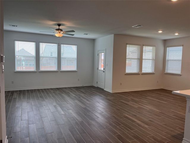 270 Pepperbark LOOP, Buda, TX 78610