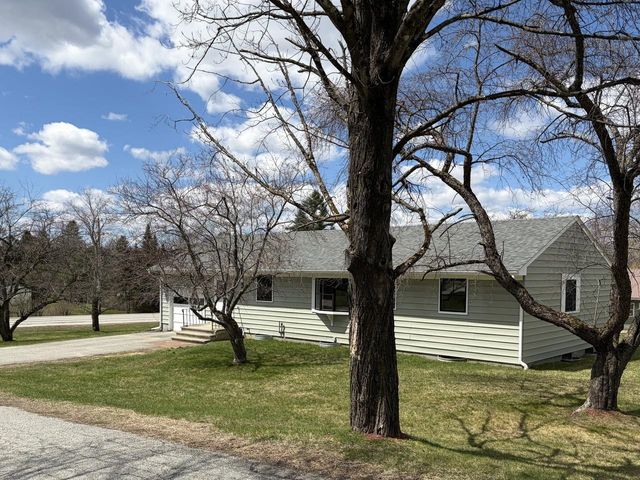 17 Fairwood Heights, Morristown, VT 05661