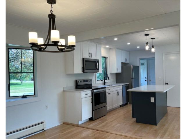 17 Fairwood Heights, Morristown, VT 05661