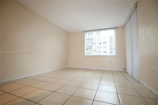 17890 W Dixie Hwy 519 Hwy 519, North Miami Beach, FL 33160