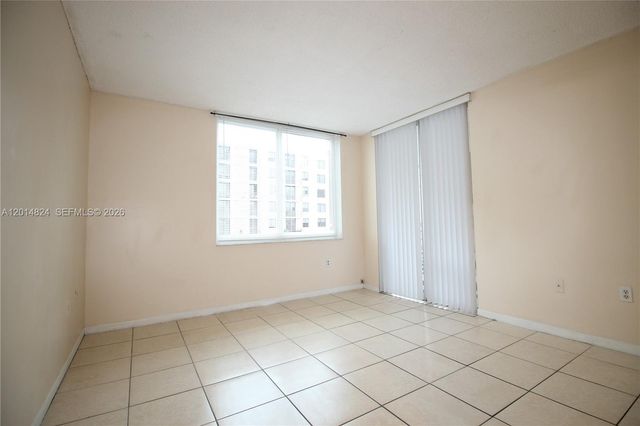 17890 W Dixie Hwy 519 Hwy 519, North Miami Beach, FL 33160