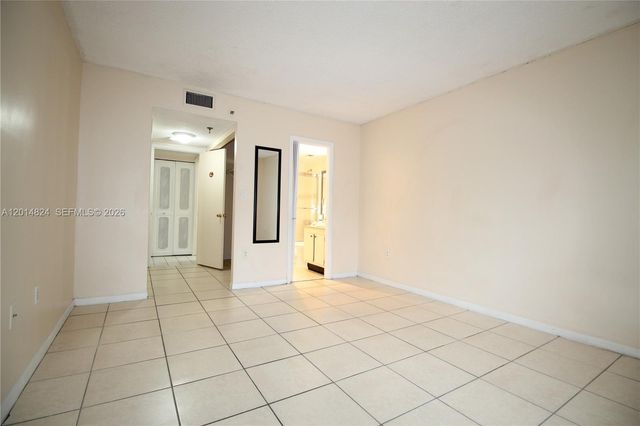 17890 W Dixie Hwy 519 Hwy 519, North Miami Beach, FL 33160