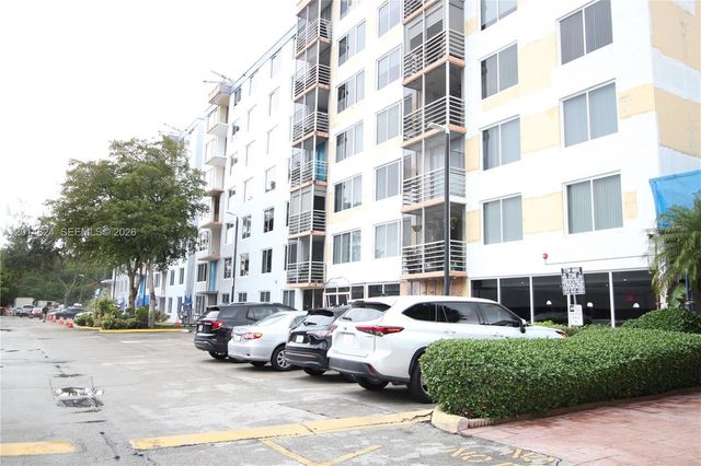 17890 W Dixie Hwy 519 Hwy 519, North Miami Beach, FL 33160