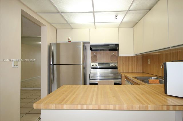 17890 W Dixie Hwy 519 Hwy 519, North Miami Beach, FL 33160