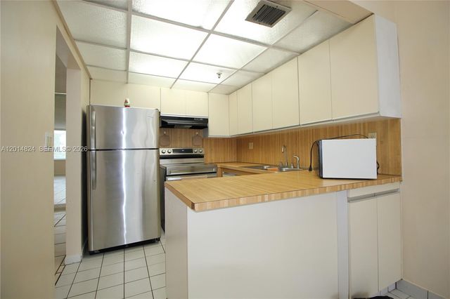 17890 W Dixie Hwy 519 Hwy 519, North Miami Beach, FL 33160